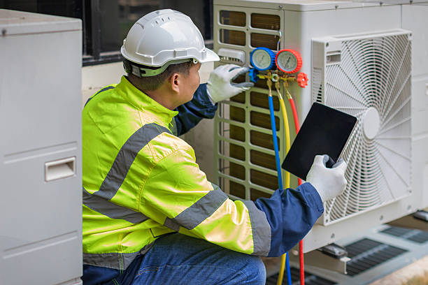 Professional Hvac Maintenance technician working in Edmond, OK